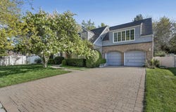 5072 Boabab DR, Holladay, UT 84117