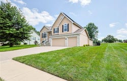 4812 Corinth Drive, St Joseph, MO 64506