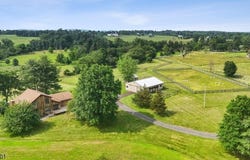 148 Cider Mill Rd, East Amwell Twp., NJ 08822-1957
