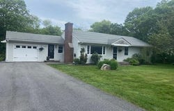 386 Stone Church Road, Tiverton, RI 02878