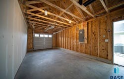 210 N Nesmith Ave, Sioux Falls, SD 57103