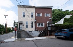 3240 Rothpletz St, Marshall Shadeland, PA 15212