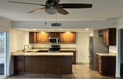 2717 W LAGUNA AZUL Circle, Mesa, AZ 85202