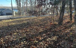 35 Wagon Creek Loop, Creal Springs, IL 62922