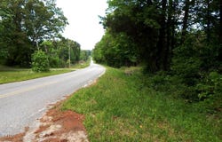 1015 Saulsbury Road, Falkner, MS 38629