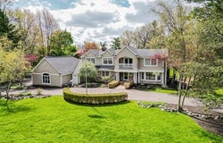 2085 Quarton Road, Bloomfield Hills, MI 48301