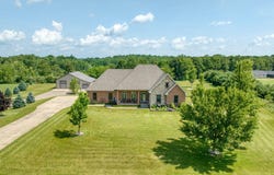 17172 Country Drive, Manchester, MI 48158