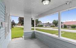1323 Lincolnway e, Mishawaka, IN 46544-2713