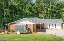 5934 Dolvin, Buford, GA 30518