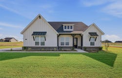 139 Big Sky Road, Decatur, TX 76234