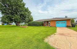 209 E Ruble Ave, Taloga, OK 73667