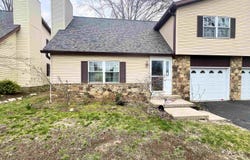 3840 S Laurel Court, Bloomington, IN 47401