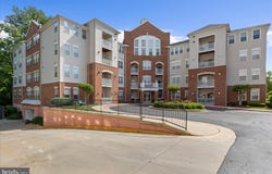 2610 CHAPEL LAKE Drive, GAMBRILLS, MD 21054
