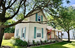 820 N Lansing Street, Mt Pleasant, MI 48858