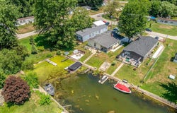 11 Ems B6a Lane, Leesburg, IN 46538-8968