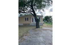 1100 Naranjo Street, Sinton, TX 78387