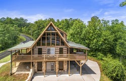 1065 Harbor Point Drive, Sevierville, TN 37876
