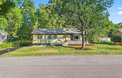 301 Carolyn Circle, Bristol, TN 37620