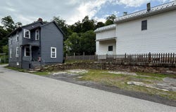 809 S LINCOLN, TYRONE, PA 16686