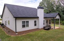 212 Live Oak Lane, Comer, GA 30629