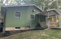 24975 Coshocton Road, Howard, OH 43028