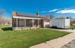 848 N OAKLEY St, Salt Lake City, UT 84116