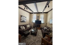939 SAINT PAUL ST, BALTIMORE, MD 21202