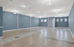 8036 S WESTERN Avenue, Chicago, IL 60620