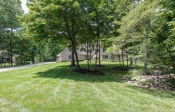 1112 N Dogwood Way, Greenfield, IN 46140