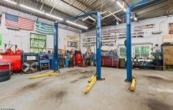 216 Rt10 E, Industrial Park, Randolph Twp., NJ 07852-9644