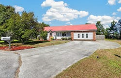 317 Cinnamon Drive, Hubert, NC 28539