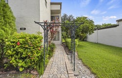 9713 N New River Canal Road, Plantation, FL 33324