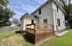 5557 Pleasant Ave, Hudsonville, MI 49426