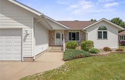 321 9th Street E, Hector, MN 55342