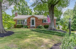 605 Lake Knoll Court, Erlanger, KY 41018