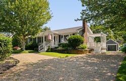 21 Kitts Field Circle, Edgartown, MA 02539