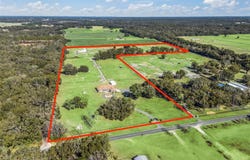 19331 E LEVY STREET, WILLISTON, FL 32696