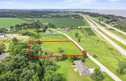SUGAR MAPLE Drive, LUXEMBURG, WI 54217