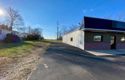 89 N Main Street, Kingston, OH 45644