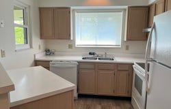 1502 Spinnaker Way, Dayton, OH 45458