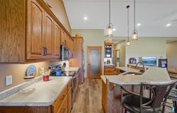 604 Ash Creek Dr, Beresford, SD 57004