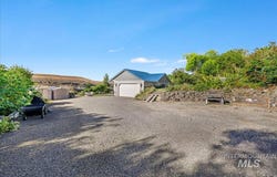 545 S Custer, Glenns Ferry, ID 83623