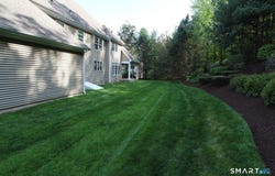 19 Devonshire Court, Avon, CT 06001
