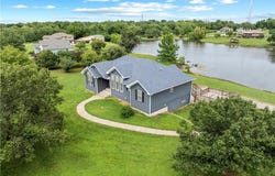 13785 E Nelson Road, Nevada, MO 64772