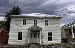 114 E Henry St, Lexington, VA 24450
