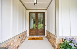 130 Lapis Lake Point, Fayetteville, GA 30215