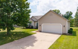 2465 Renfrew Way, Lansing, MI 48911