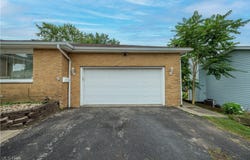 519 Blossom Avenue, Campbell, OH 44405