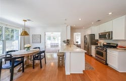 11085 Crabapple Lake Drive, Roswell, GA 30076