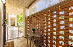8802 N 8TH Street, Phoenix, AZ 85020